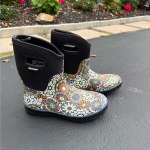 Bogs Multicolor Floral Winter & Rain Boots